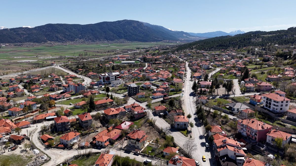 Liczba Miast Cittaslow w Türkiye (Turcji) po włączeniu do sieci miasteczka Çameli w prowincji Denizli wzrosła do 27.